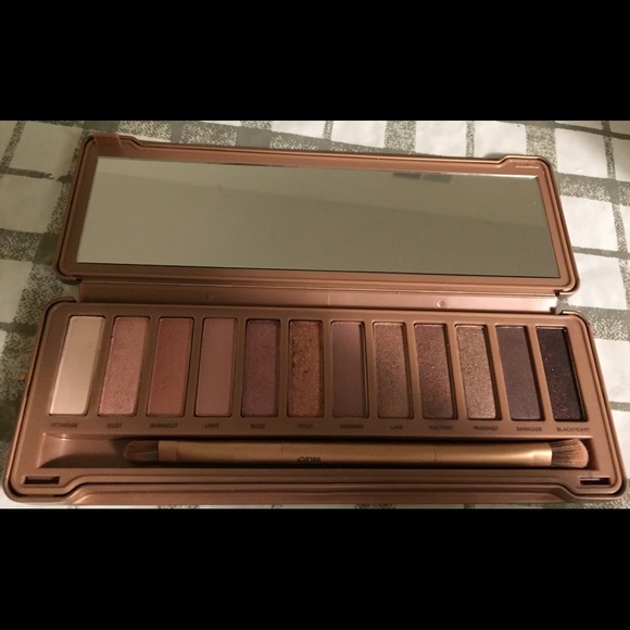 Urban Decay Naked 3 Palette - Picture 5 of 5